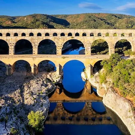 Le Charmant, Calme, Et Climatisé ! Appartamento Nîmes