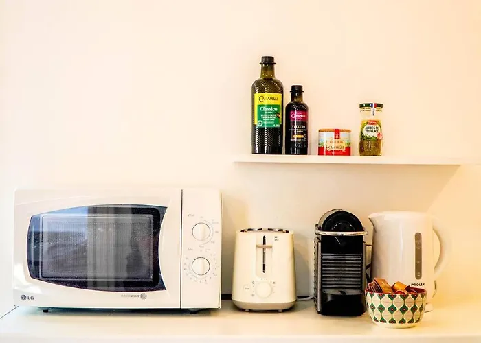 Le Charmant, Calme, Et Climatisé ! * Nimes