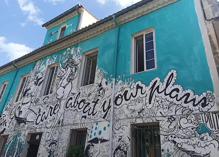 Le Charmant, Calme, Et Climatise ! * Nîmes