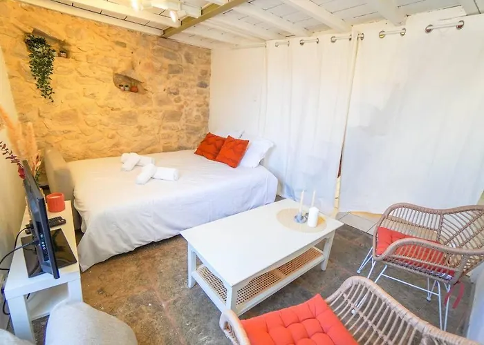 Le Charmant, Calme, Et Climatisé ! Nimes