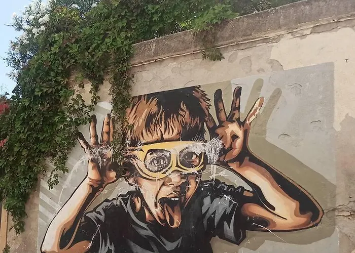 Le Charmant, Calme, Et Climatise ! * Nîmes