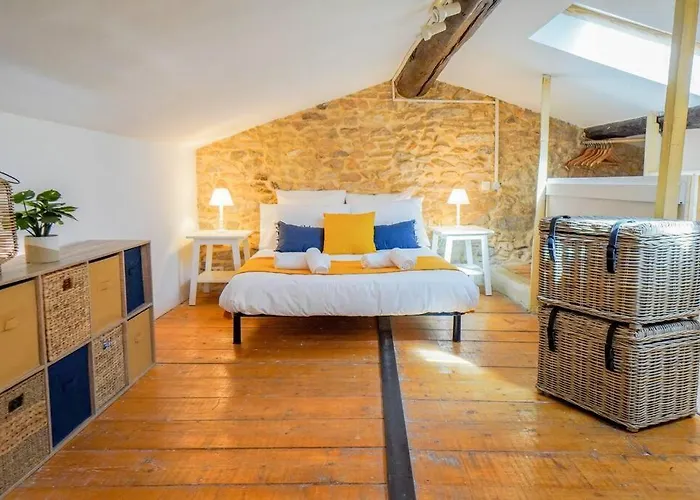 Le Charmant, Calme, Et Climatisé ! Nimes