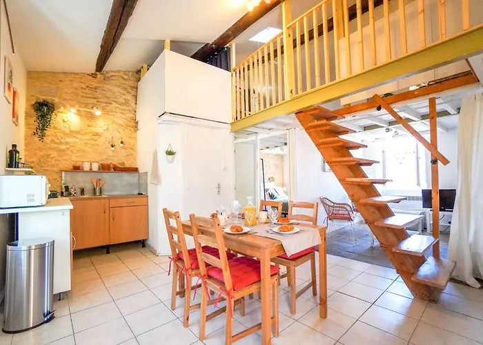 Le Charmant, Calme, Et Climatisé ! Apartamento Nimes